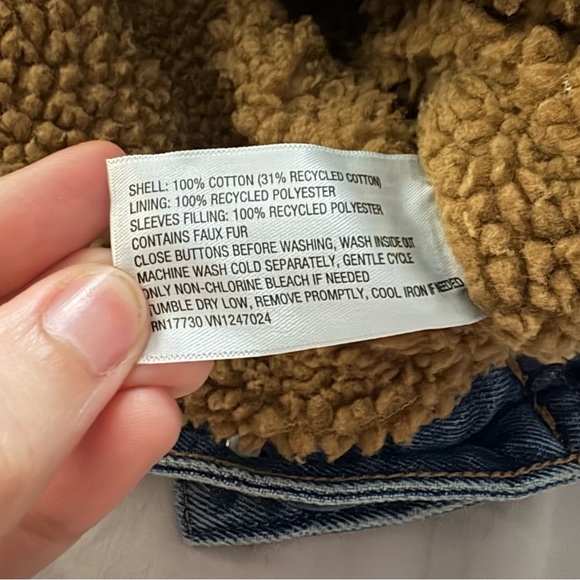 NWT Goodfellow & Co. Sherpa/Faux Fur Lined Denim Trucker Jacket Size XL - Picture 4 of 4